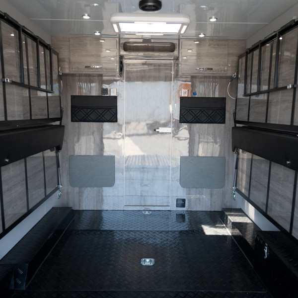 3 Person 4 Person Camper Trailer Off-Road Trailer Hardtop RV For Going Out To Play Large Space