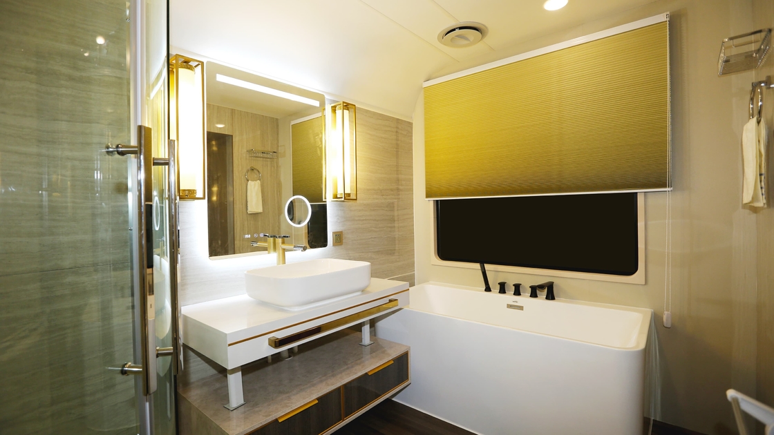 Counter Booth Meeting Area Hotel Trailer With Double Bed Eco Friendly Curtain Luxury Camper Trailer Rv
