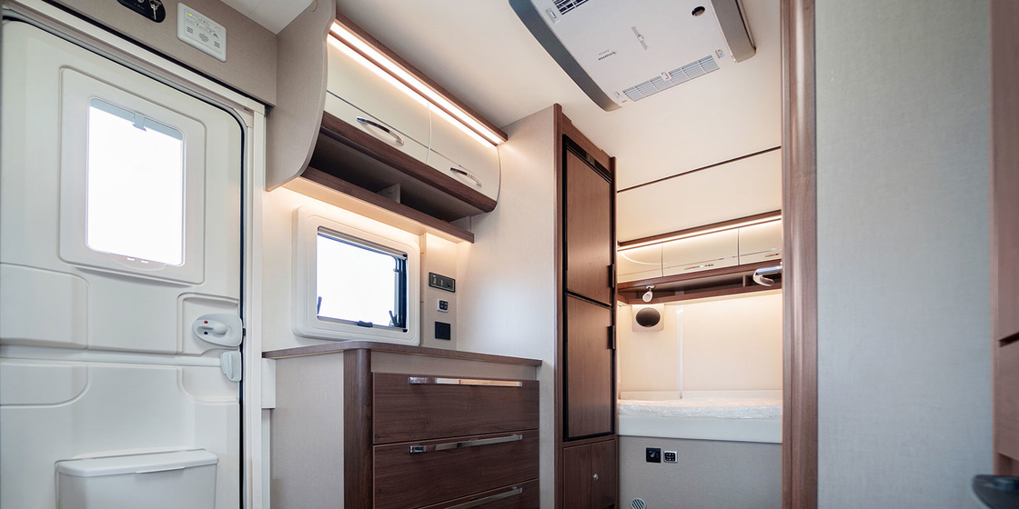 3000 Lb 3500 Lb 2 Person 5 Person 6 Person Camper Trailer With Guest Bedroom Partition